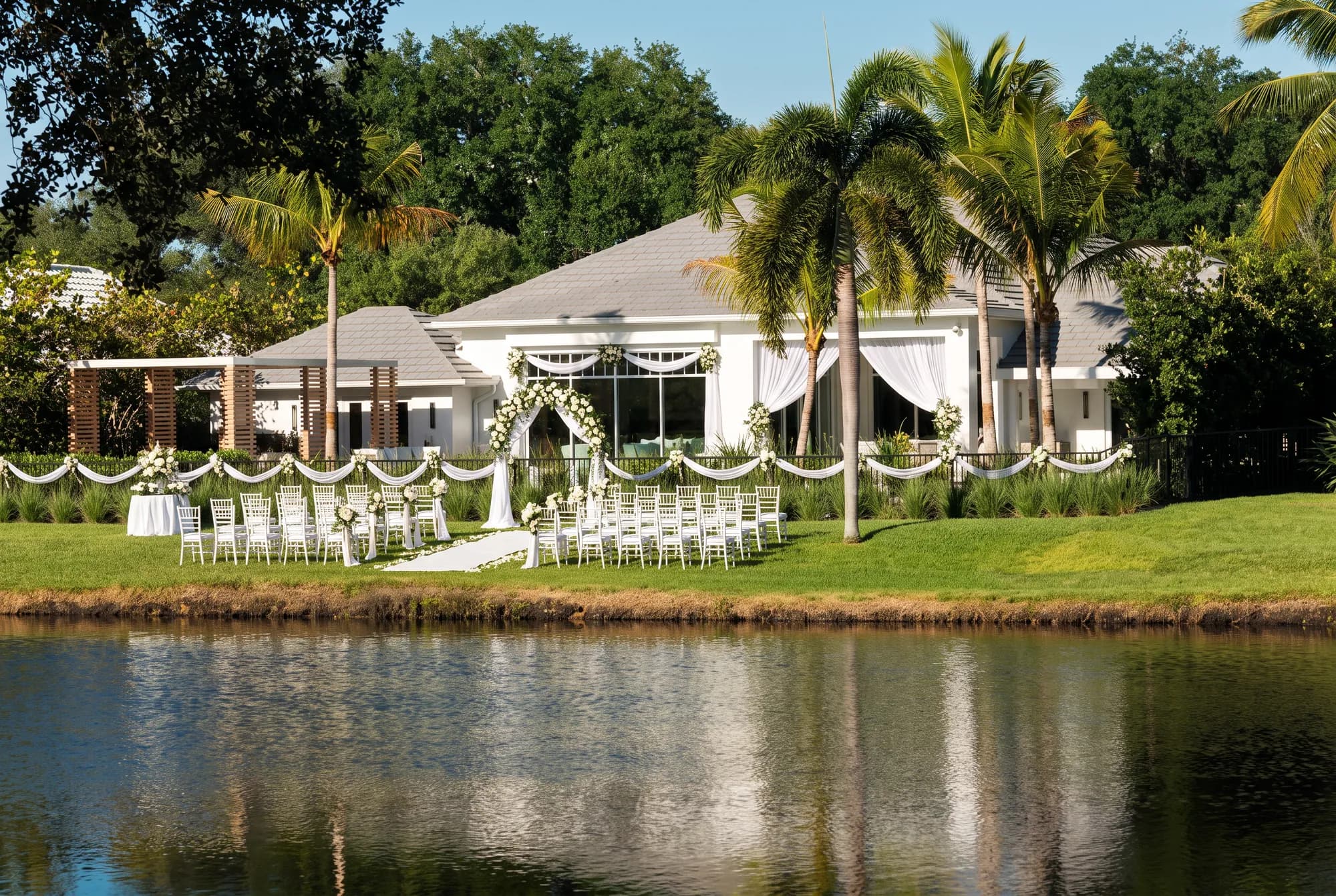 Wedding celebration at an offsite location, photo 3