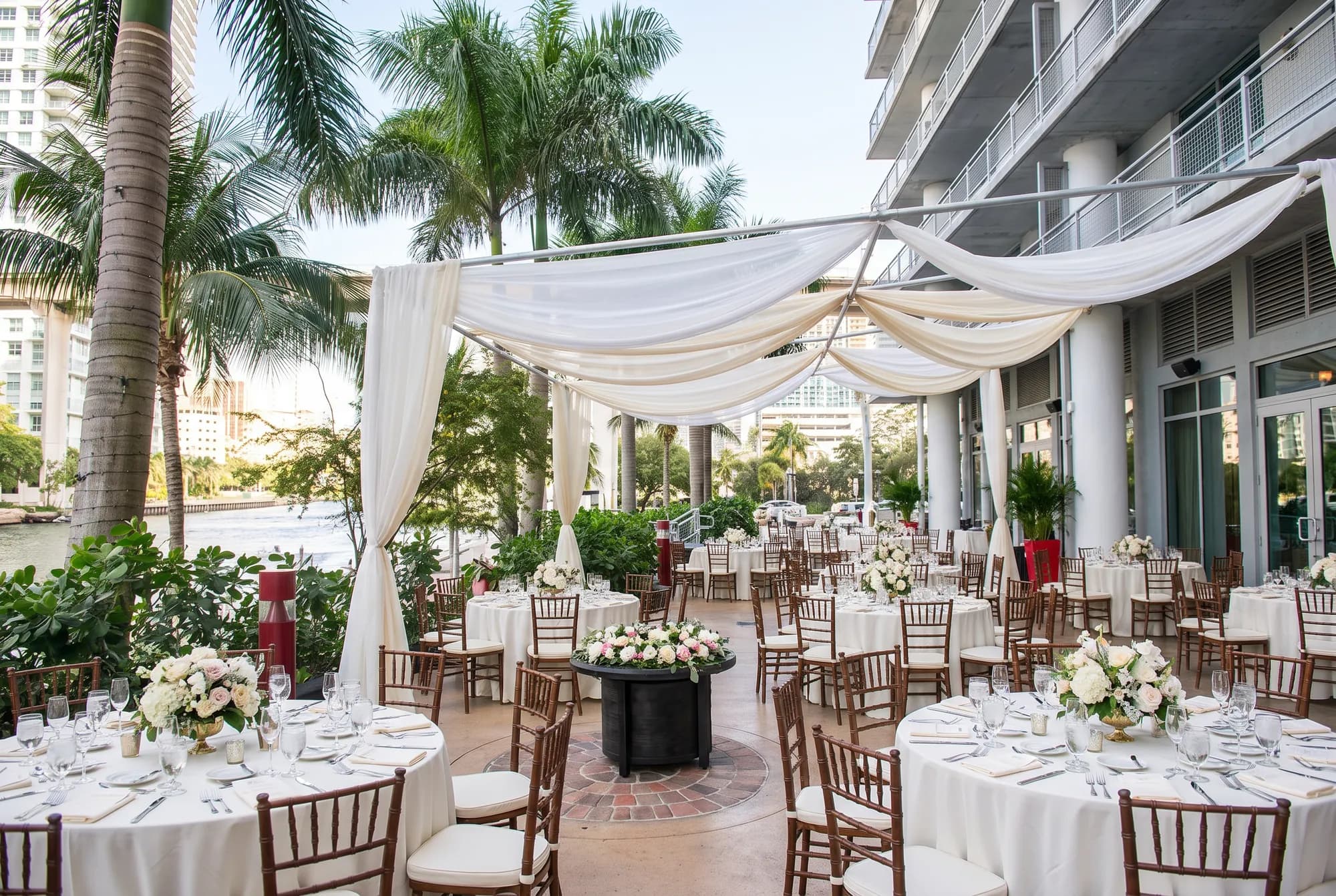 Wedding celebration at an offsite location, photo 6