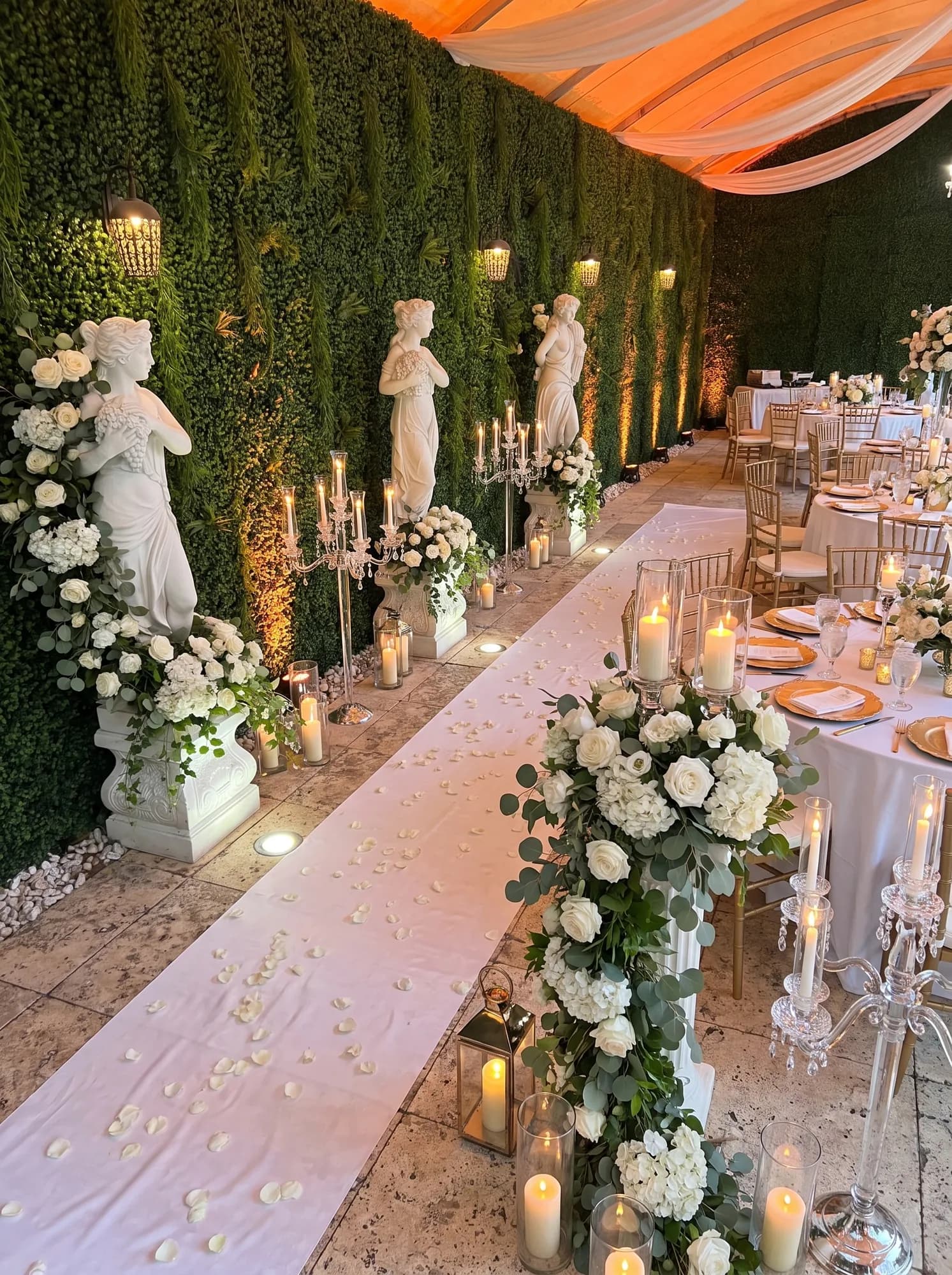 Wedding celebration at La Vie, photo 8